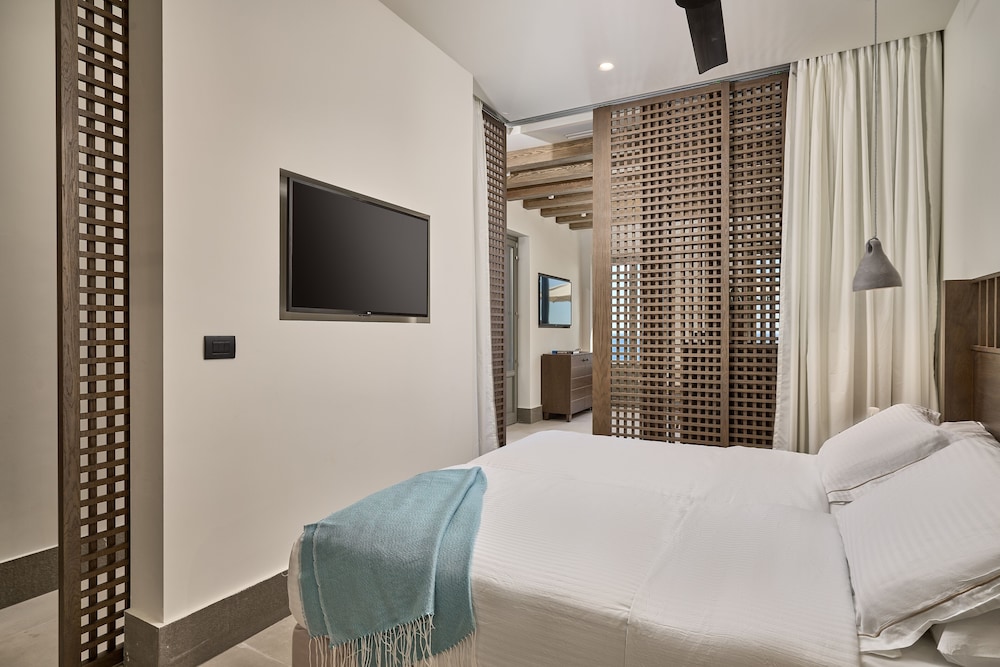 Grand Suite, 2 Bedrooms, Private Pool - Photo 8