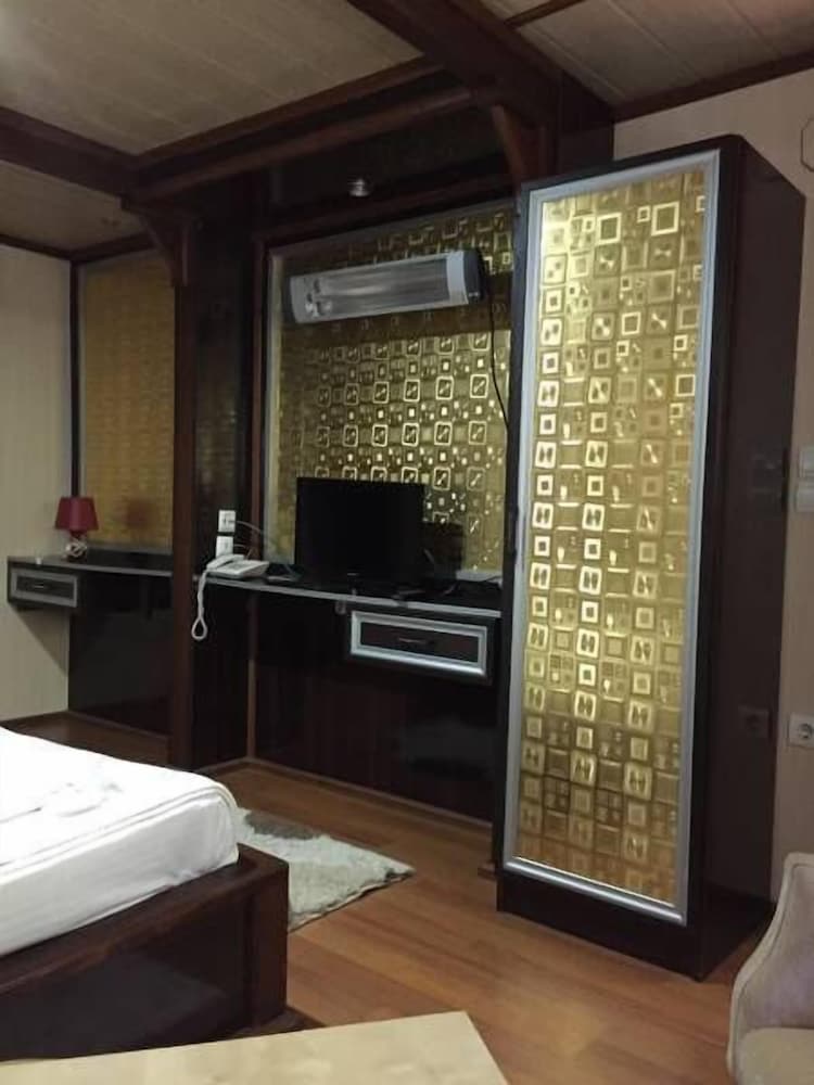 Standard Double Room Single Use photo 2