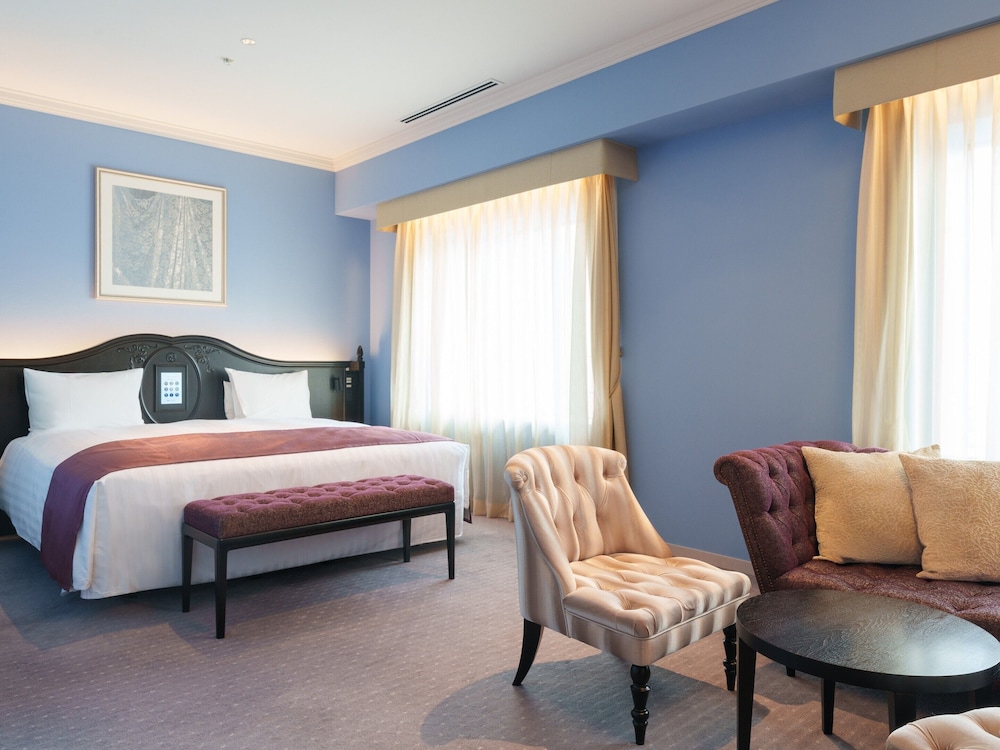 Luxury Grace King Room, Non-Smoking photo 3