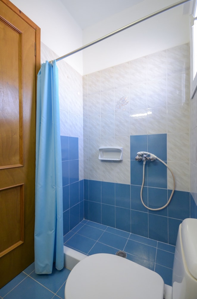 Apartment, 2 Bedrooms, Sea View photo 3