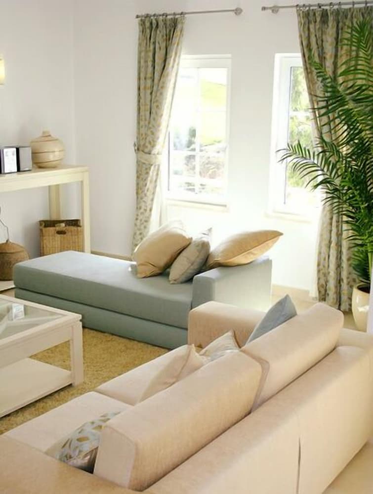Deluxe Villa, 3 Bedrooms photo 3