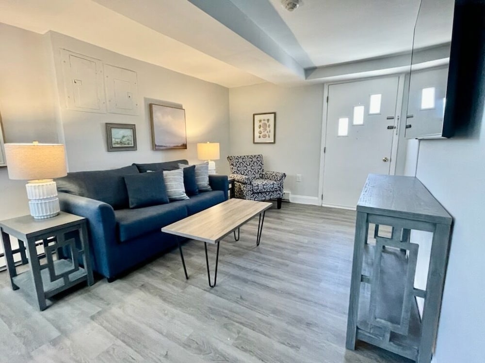 Family Apartment, Multiple Beds, Kitchen photo 1
