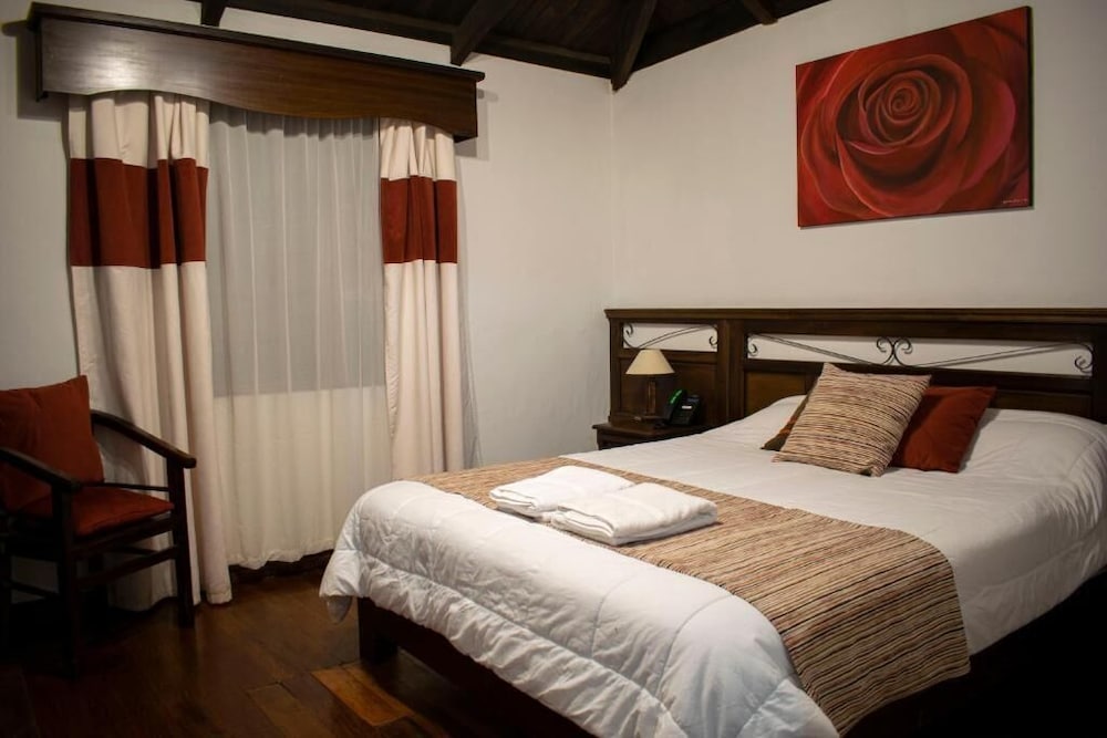 Family Quadruple Room, Multiple Beds photo 1
