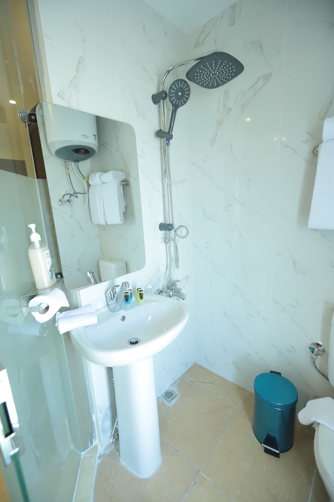 Deluxe Double Room, Balcony - Photo 3