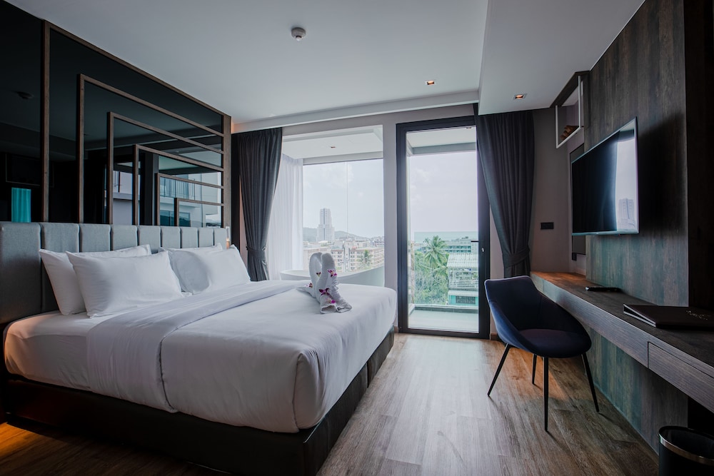 Rak Studio Room with Kitchenette and Bathtub - Photo 11