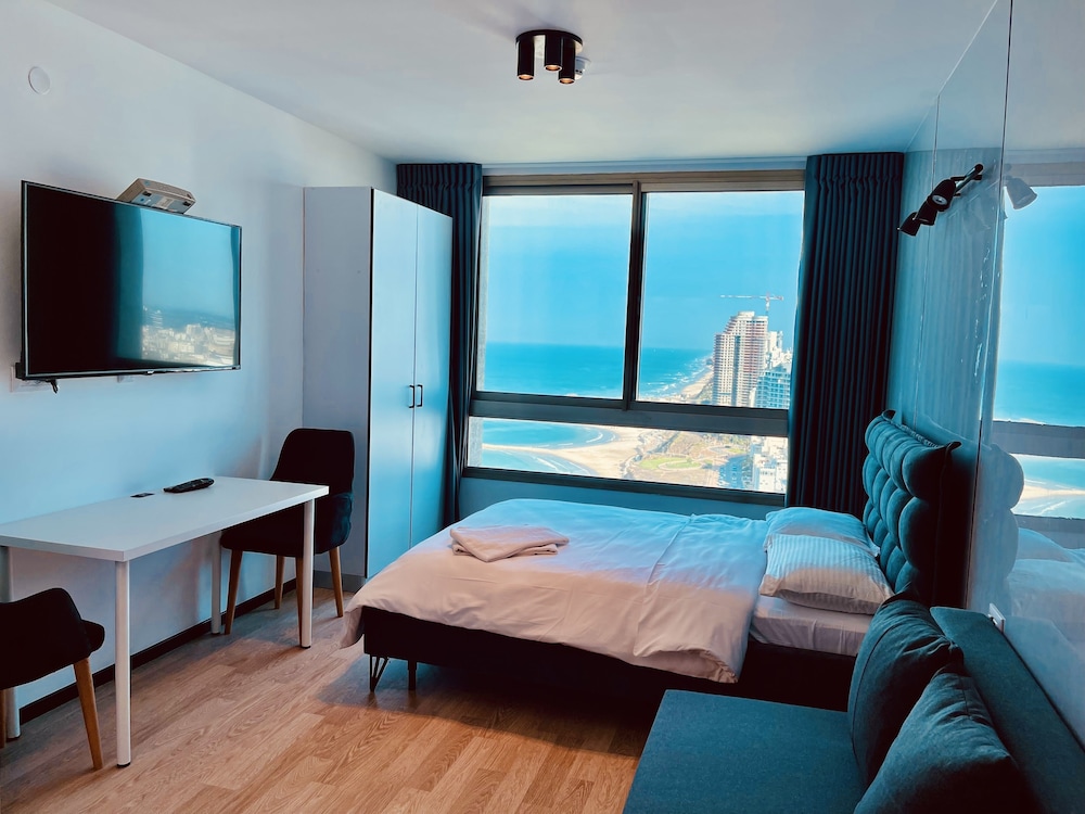 Family Triple Room, Sea View - Photo 11