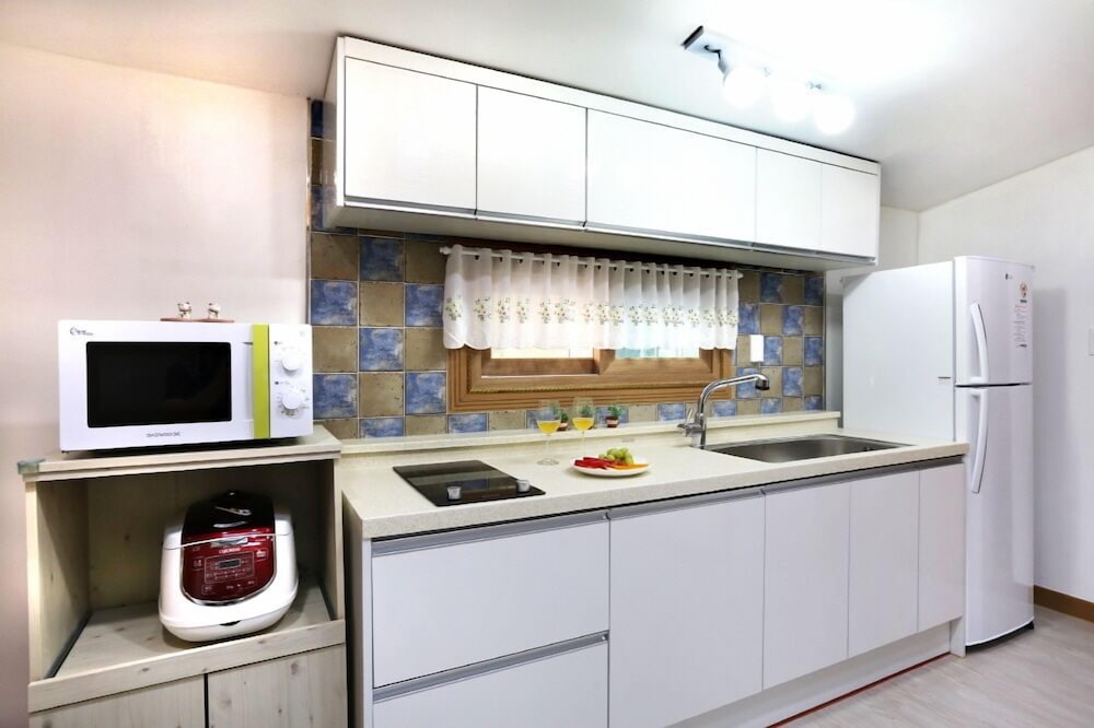 Room (Montpellier) photo 3