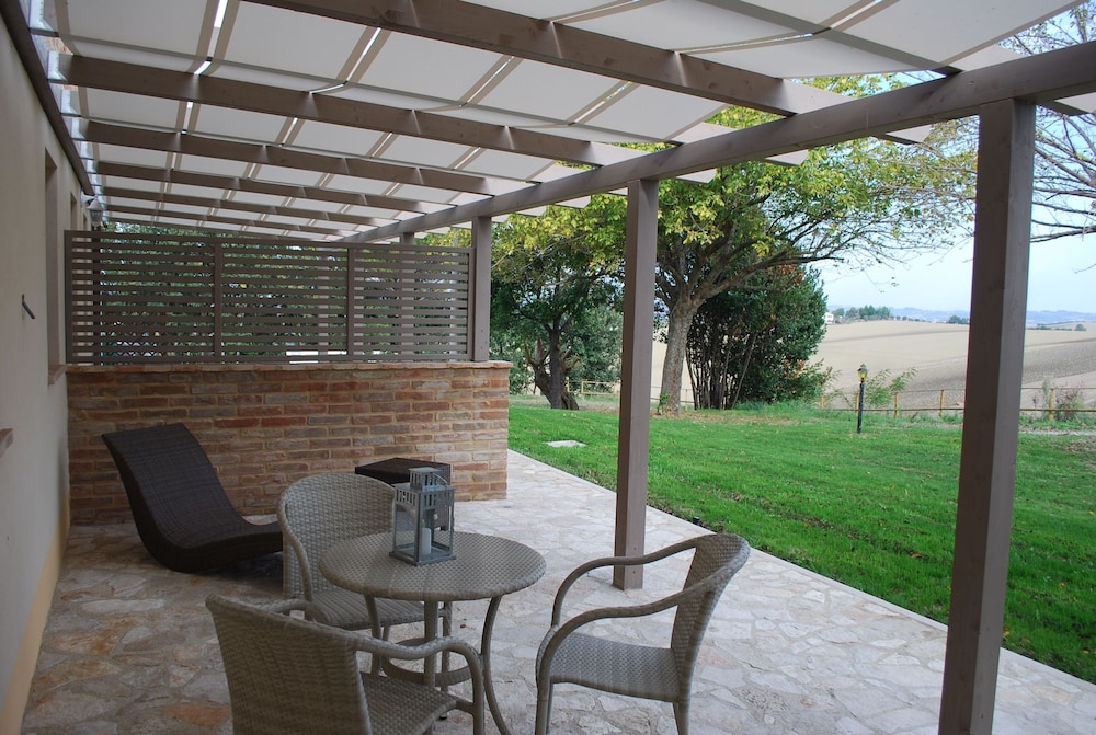 Deluxe Apartment, Garden View (Matilde) photo 3