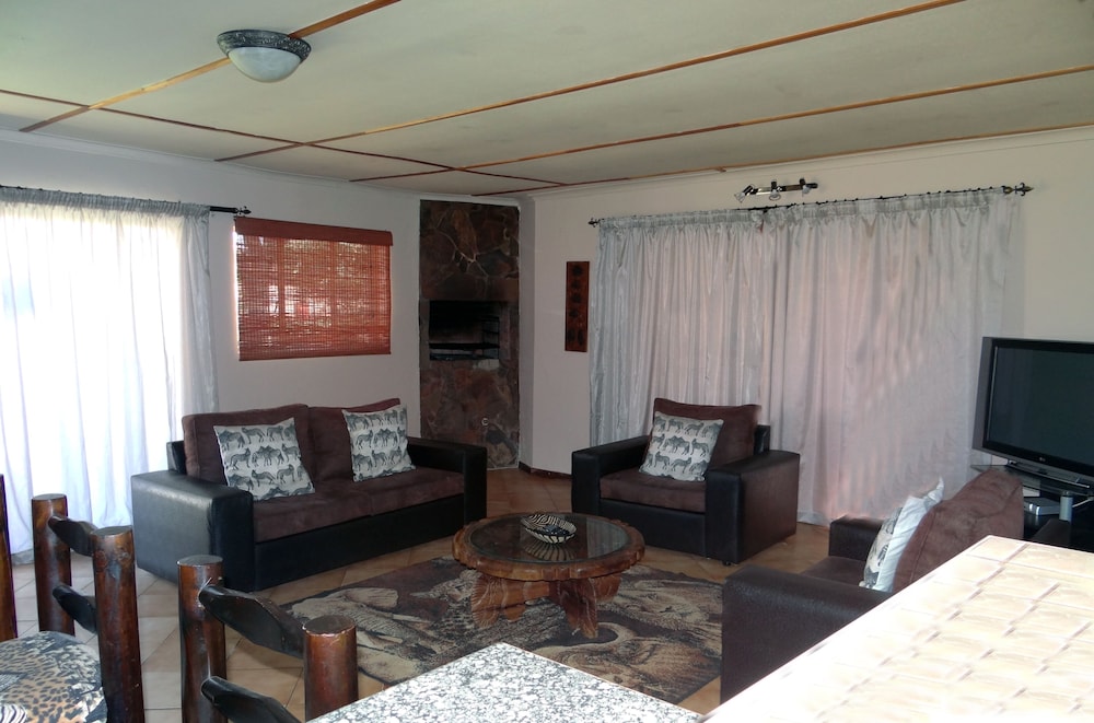 Family House, 3 Bedrooms, Garden View photo 3