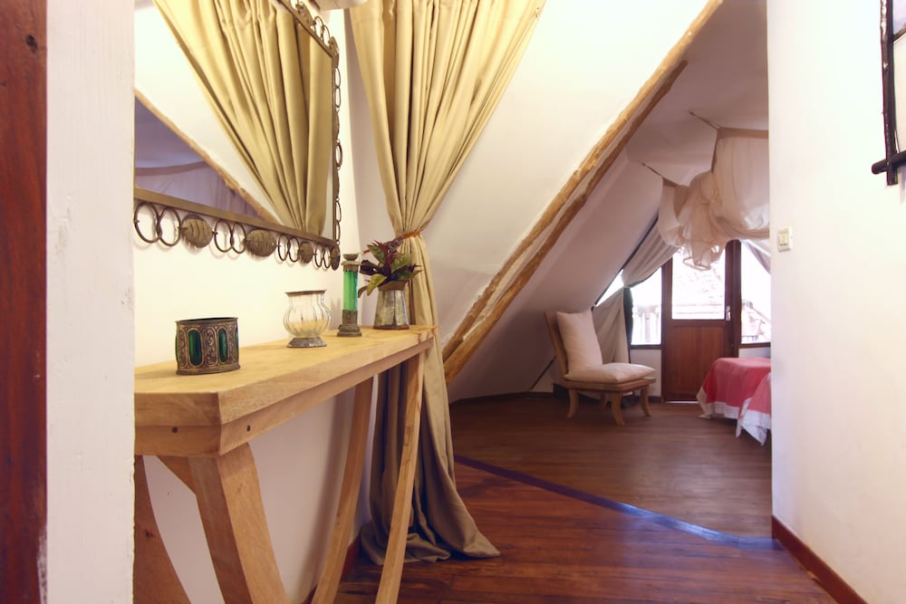 Comfort Triple Room, Balcony photo 2