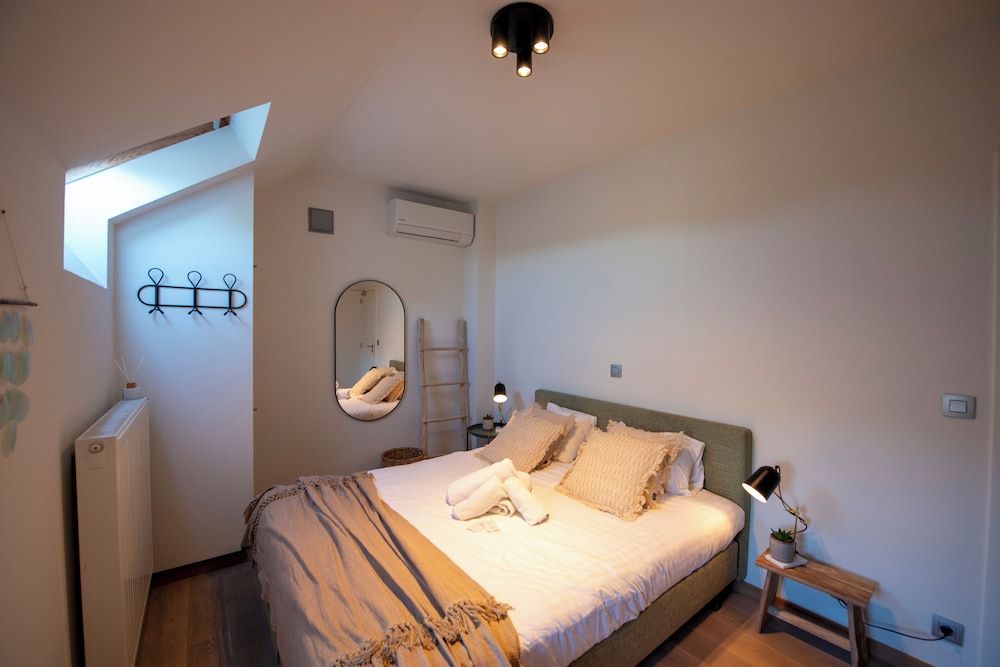 Room photo 2