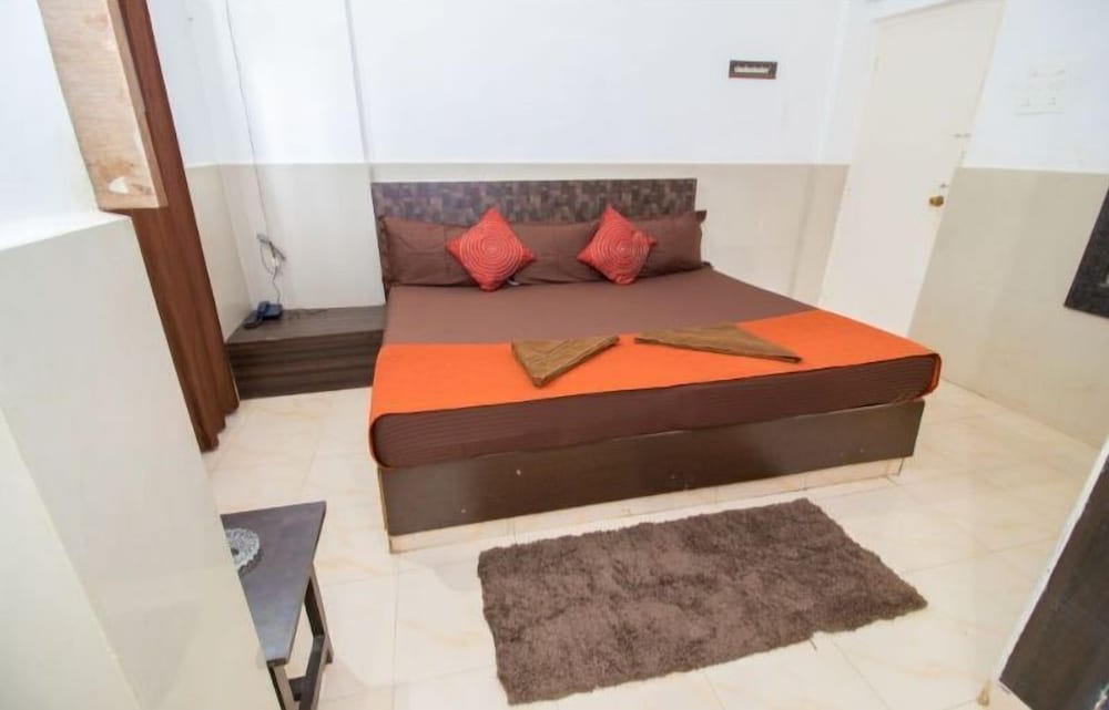 Double Bedded Non Ac Room