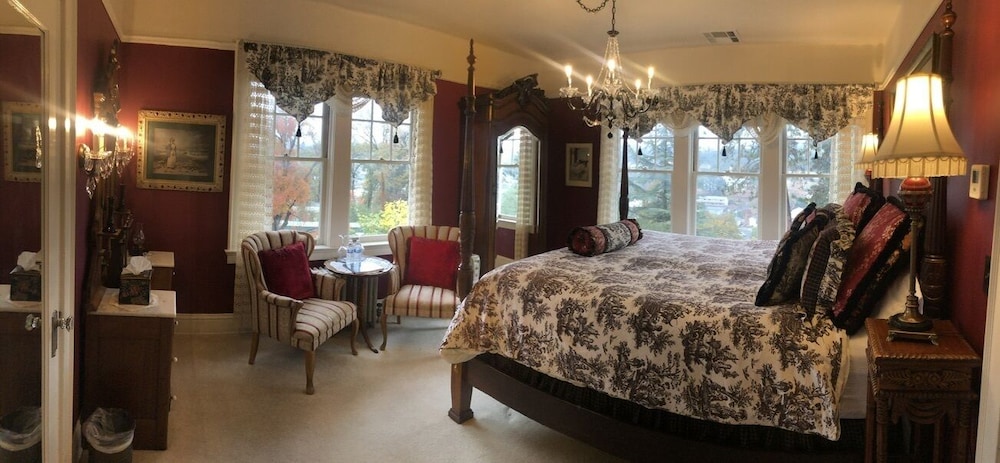 Premier Room