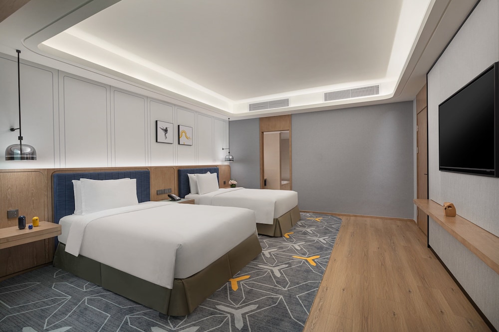 Suite, 1 Bedroom (Living Area) - Photo 1