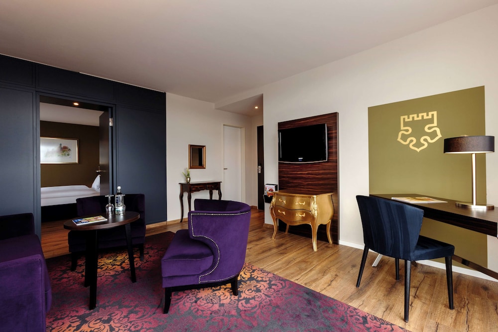 Suite (Penthouse) photo 1