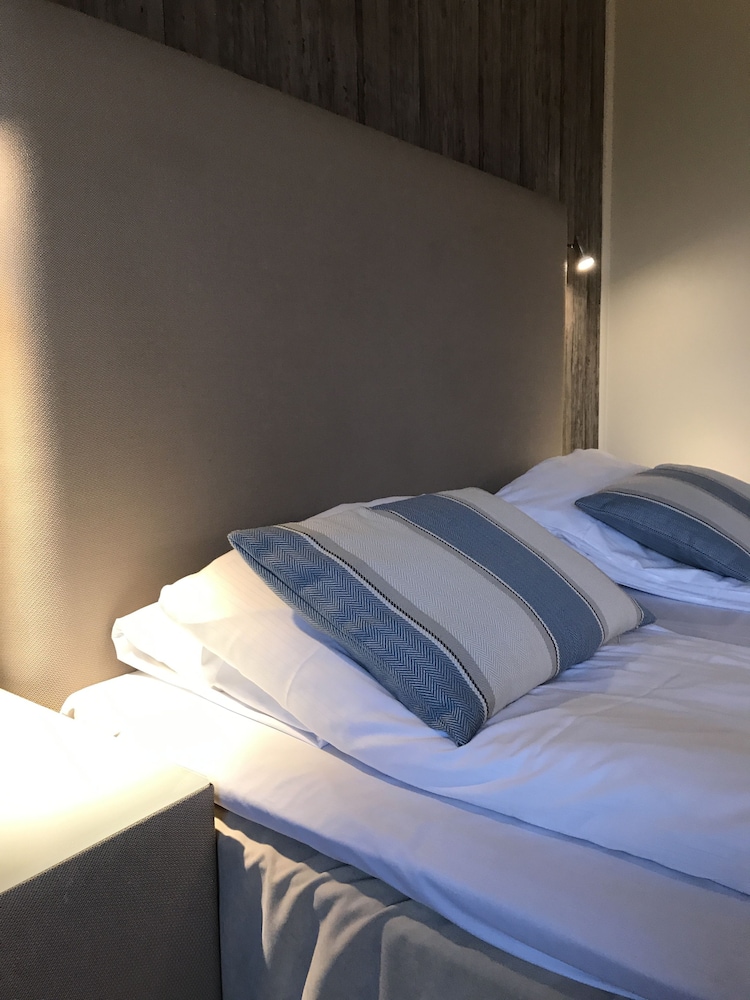 Double or Twin Room photo 3