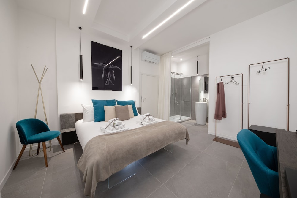 Standard Room (5)