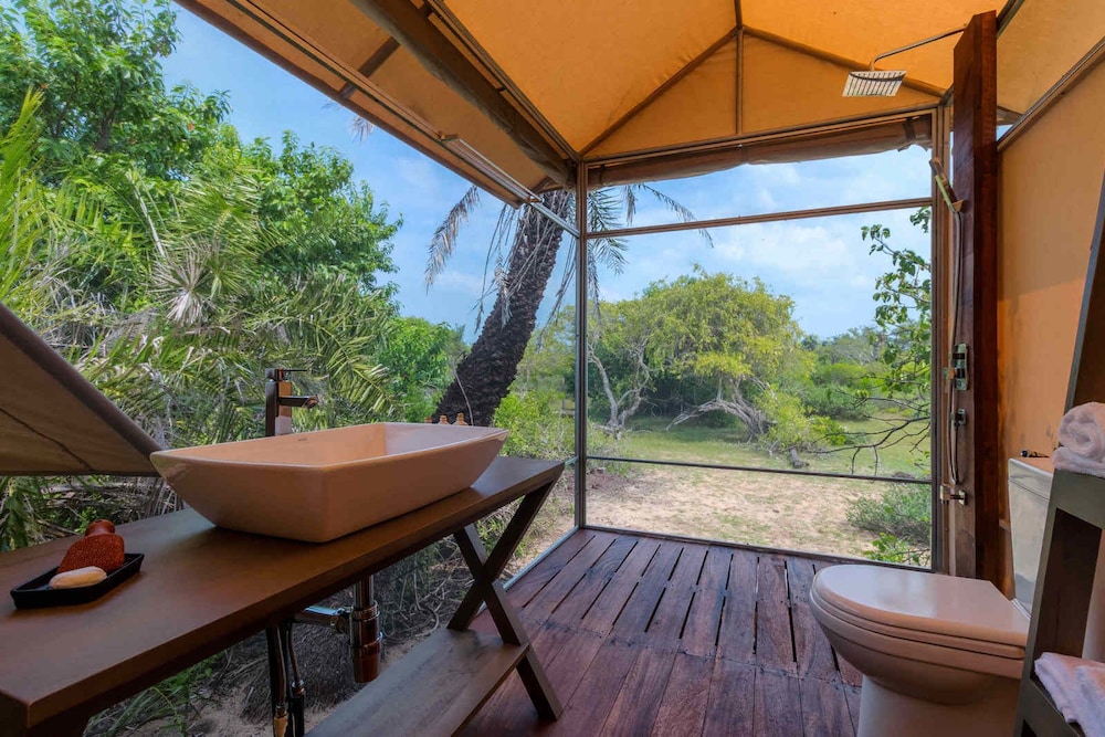 Luxury Tent photo 3