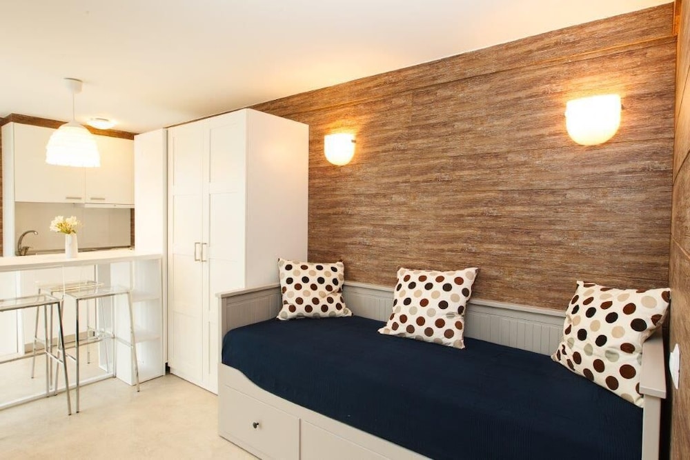 Estudio de Diseño, Balcón, Vista a la Piscina