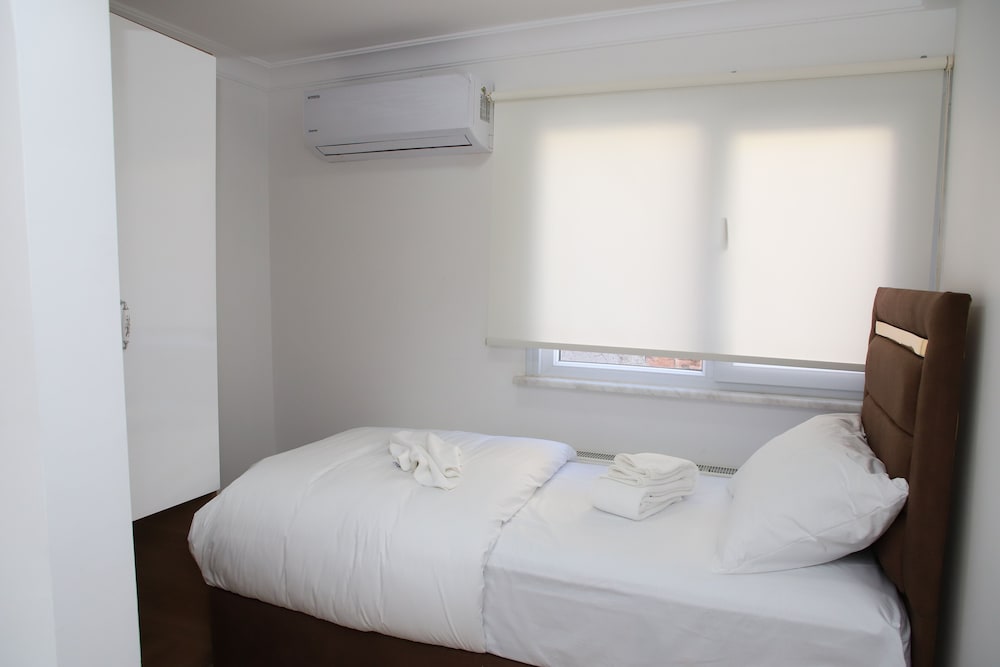 Comfort Quadruple Room, 3 Bedrooms photo 2