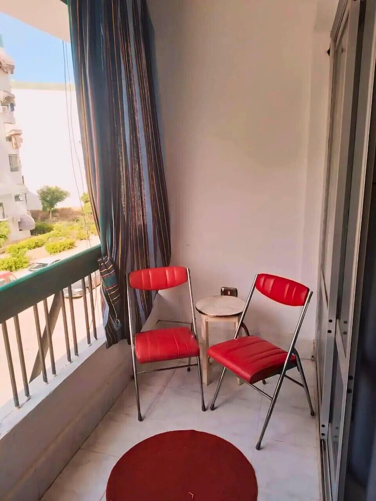 Apartment photo 1