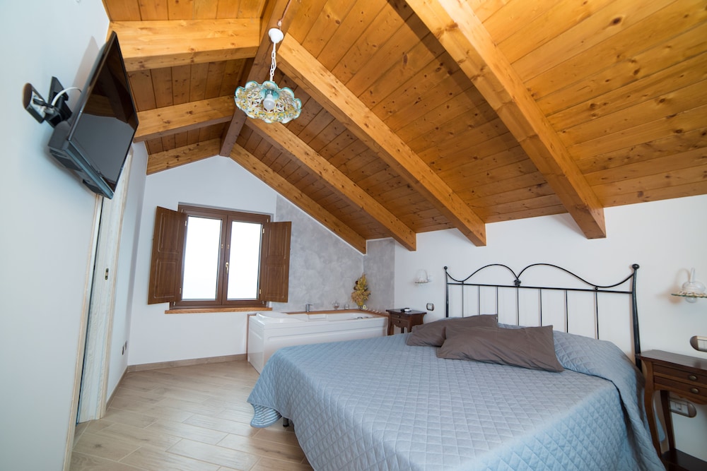 Luxury Double Room, Sea View (Piedirosso 4) photo 3