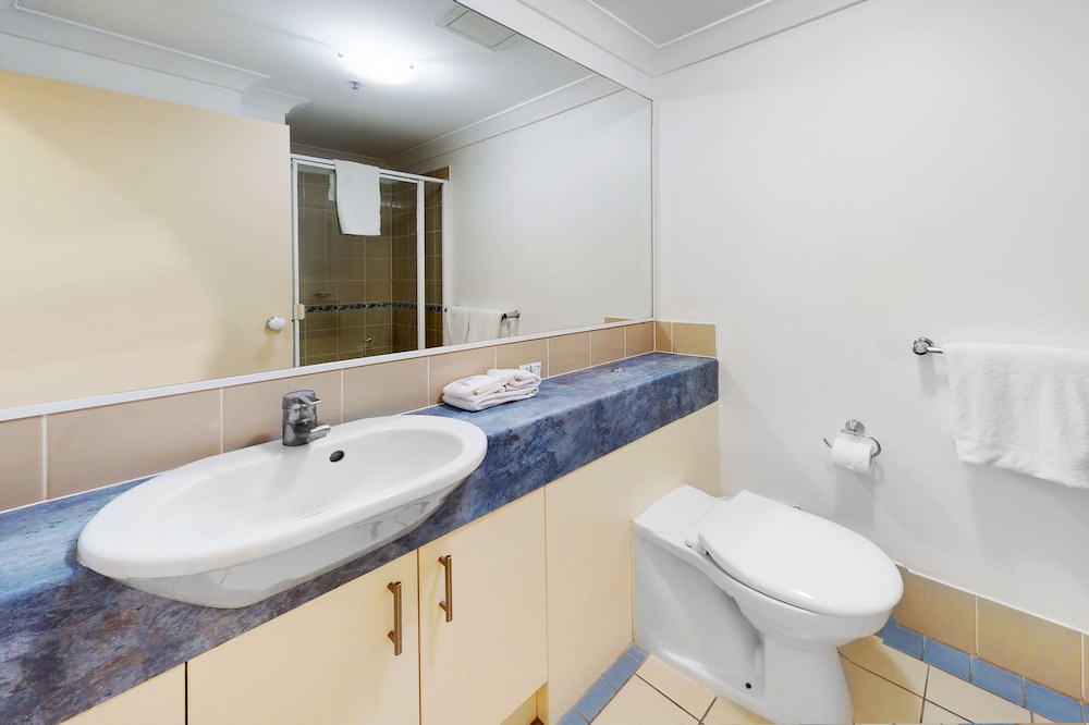 Apartment, 2 Bedrooms, 2 Bathrooms - Photo 4