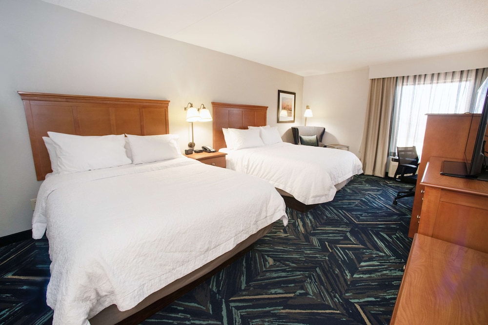 Room, 2 Queen Beds, Accessible, Non Smoking photo 3