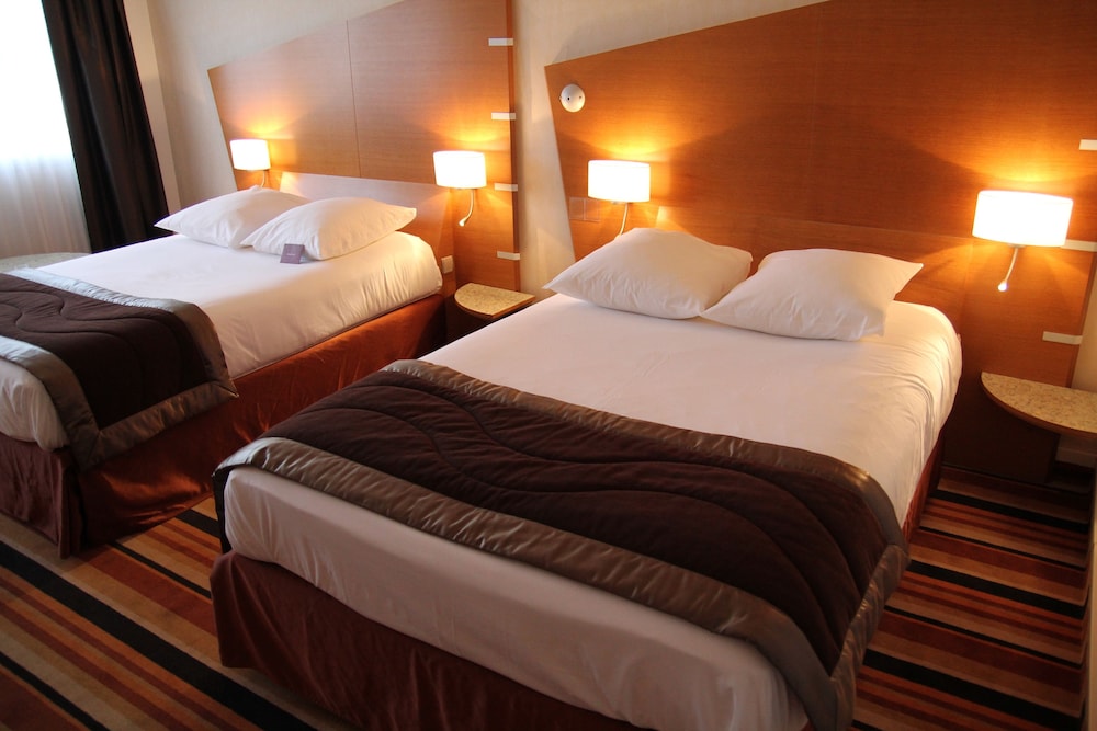 Classic Room, 2 Double Beds photo 2