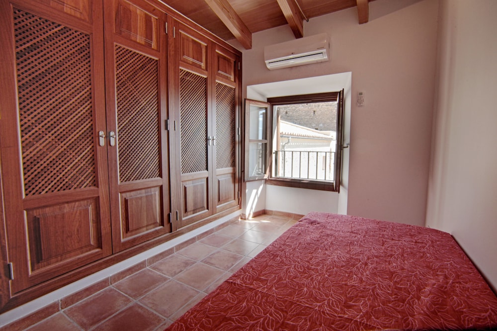 Suite, 2 Bedrooms, Terrace photo 3