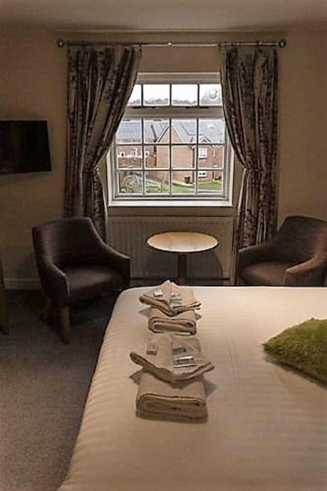 Classic Double Room, 1 King Bed, Non Smoking photo 1