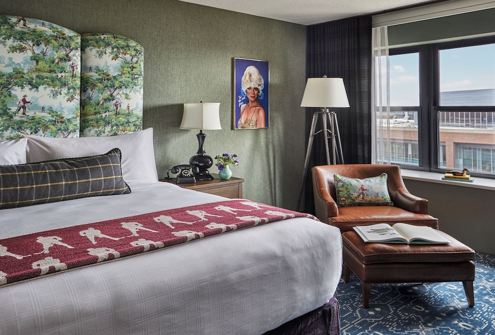 Room, 1 King Bed, City View - Photo 2