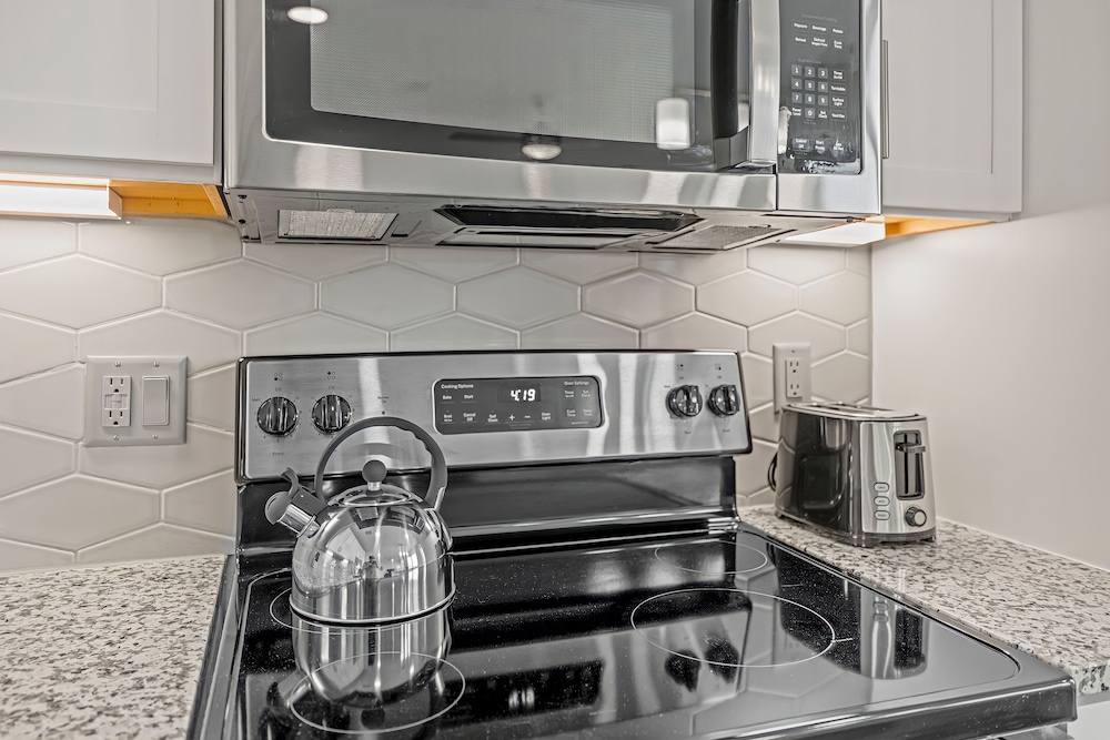 Premium Apartment, 1 Bedroom, Accessible - Photo 24