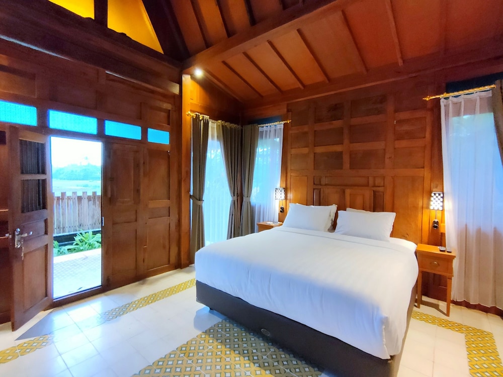 Deluxe Cottage, 1 Queen Bed, Terrace photo 2