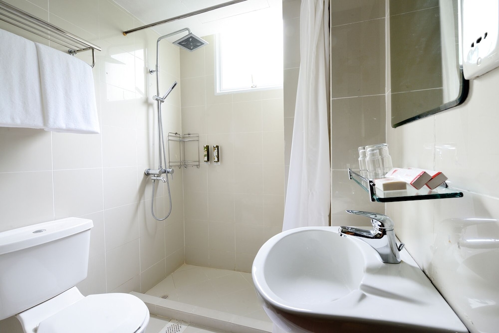 Premier Studio Suite photo 3