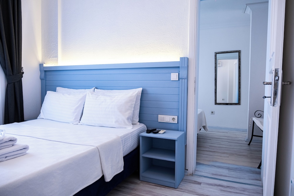 Standard Suite, City View