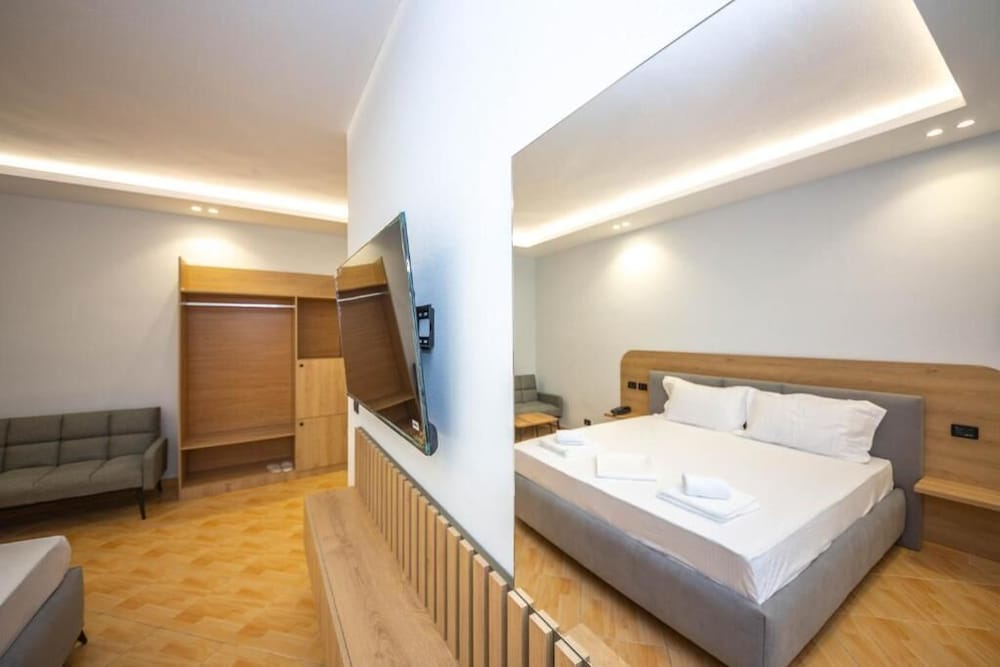 Deluxe Triple Room, Balcony, Sea View