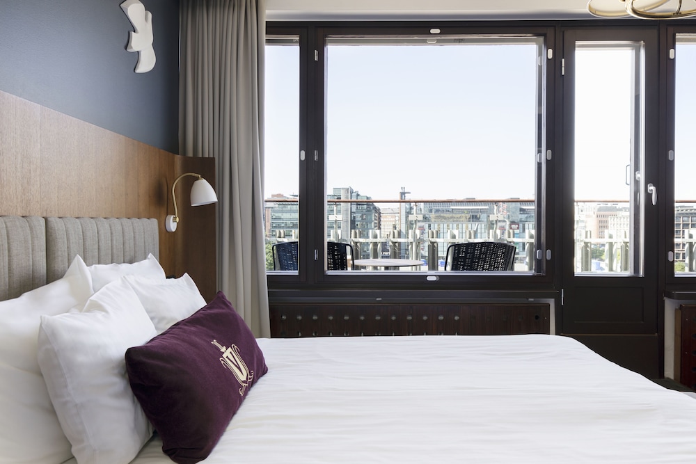 Superior Room, 1 King Bed - Photo 2