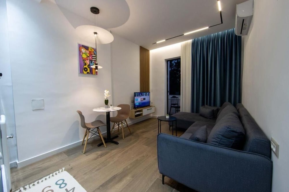 Apartment, 1 Bedroom, Smoking, Balcony