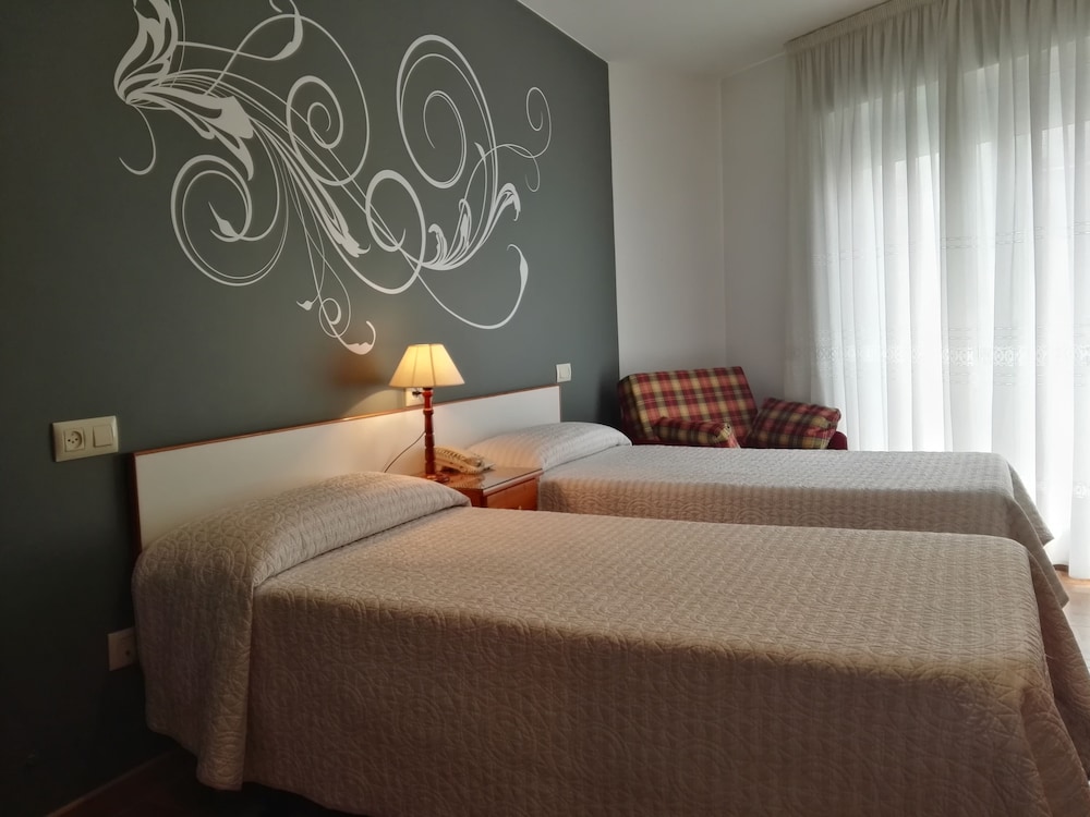 Triple Room - Photo 2
