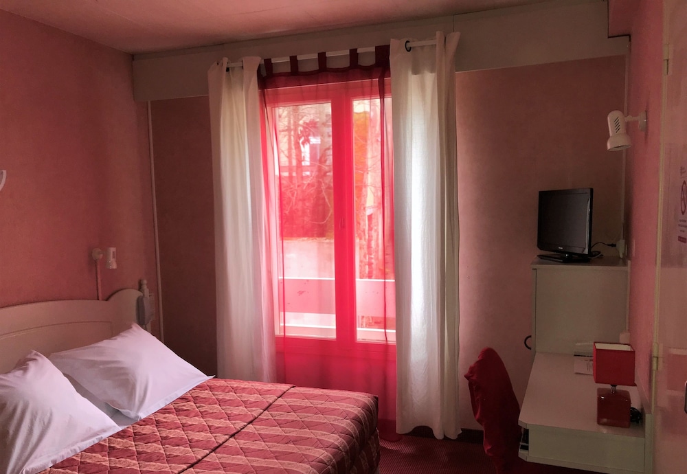 Standard Room photo 2