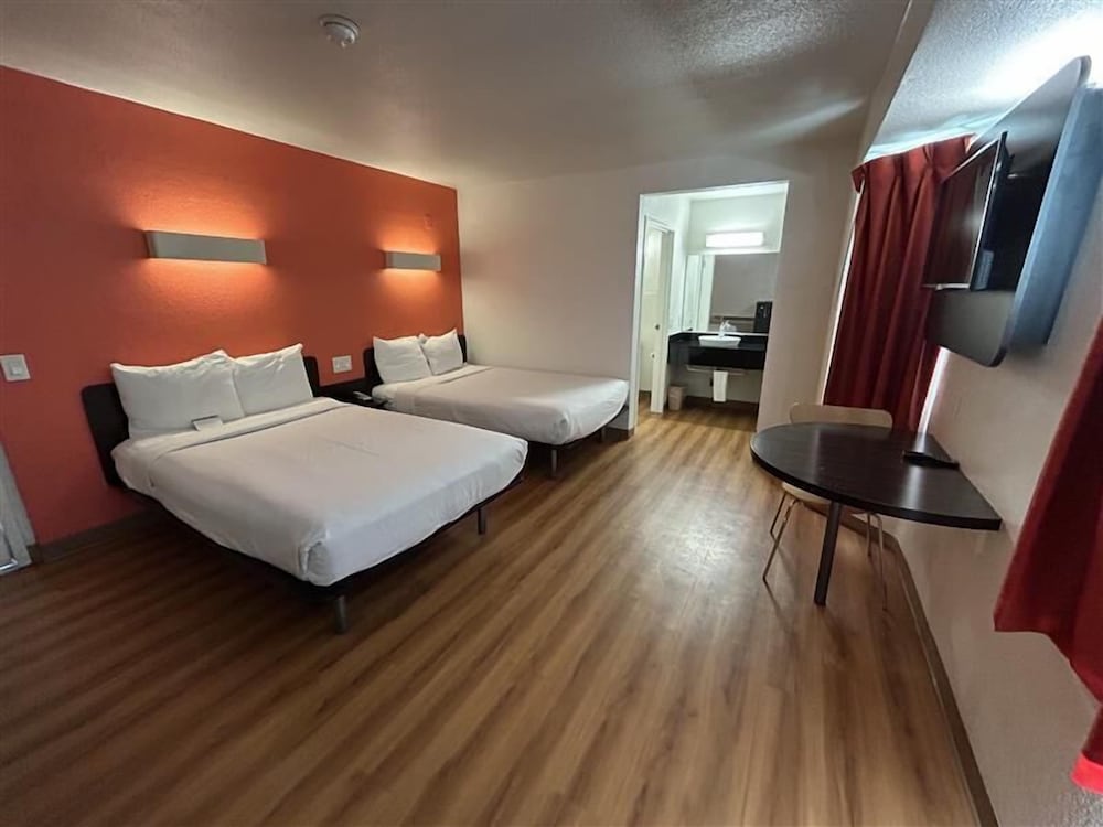 Standard Suite, 2 Double Beds, Non Smoking, Refrigerator & Microwave - Photo 1