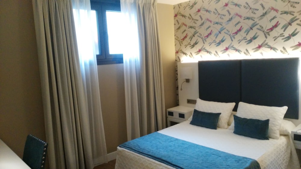 Double Room, City View photo 3