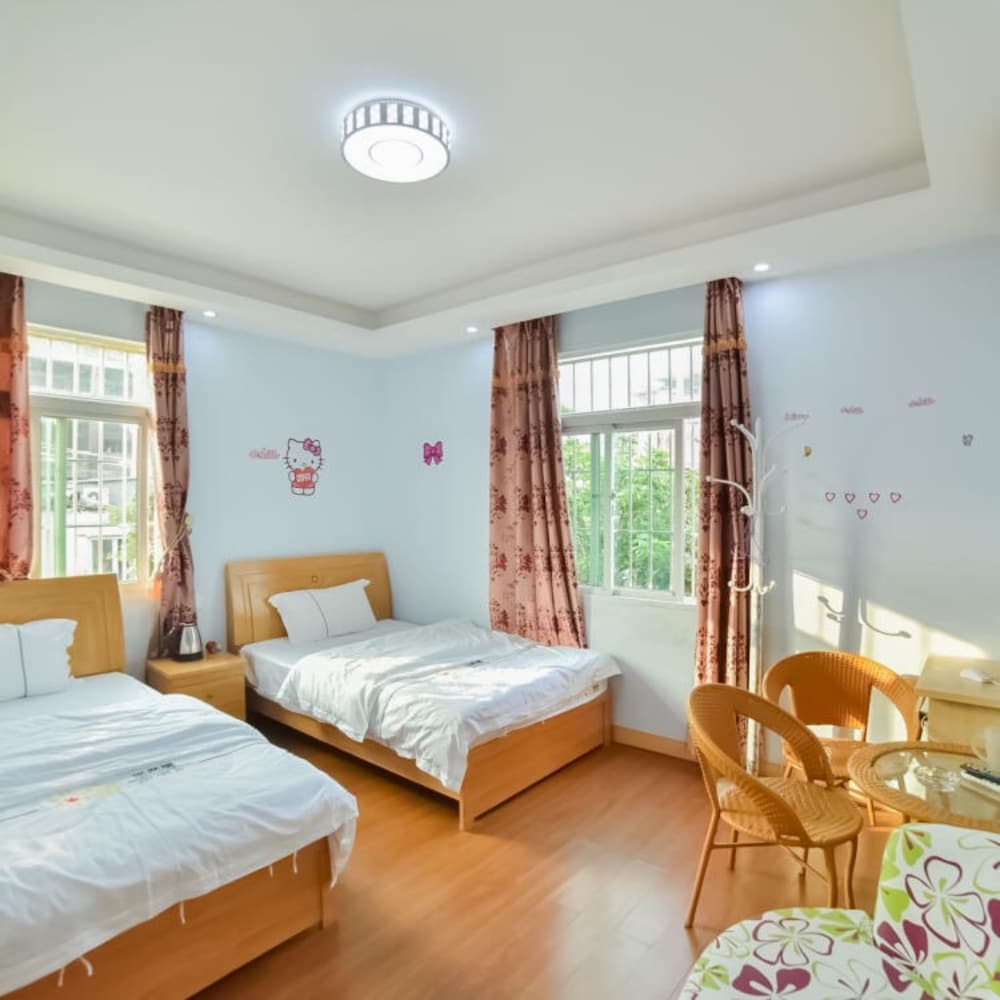 Design Twin Room