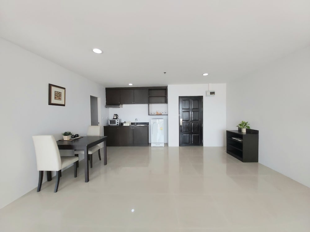 Suite, 1 Bedroom photo 3