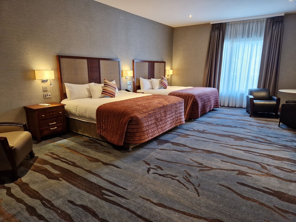 Superior Twin Room, Multiple Beds, Non Smoking, Ensuite - Photo 3