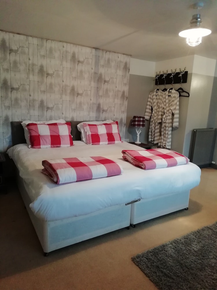 Stag Suite - King/Twin (Ground Floor) photo 3