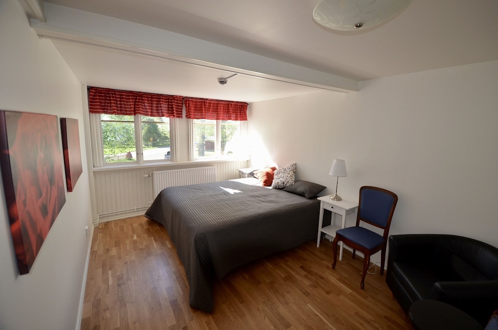 Classic Double Room, 1 Queen Bed, Non Smoking photo 1