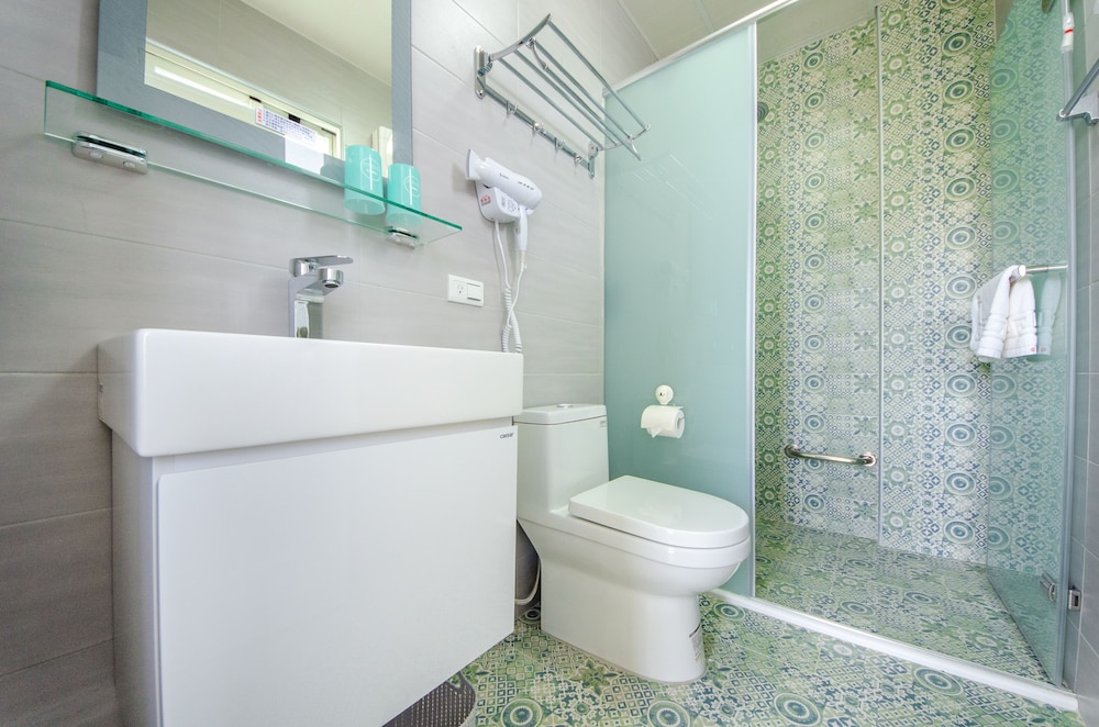 Standard Double Room - Photo 7
