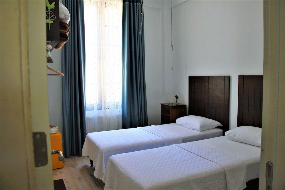 Standard Triple Room, 1 Bedroom photo 3